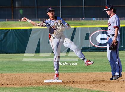 Thumbnail 1 in Glendora vs Etiwanda photogallery.
