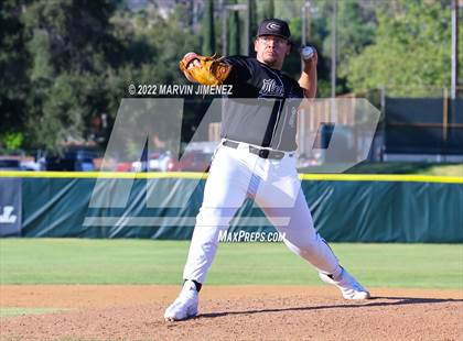 Thumbnail 2 in Glendora vs Etiwanda photogallery.