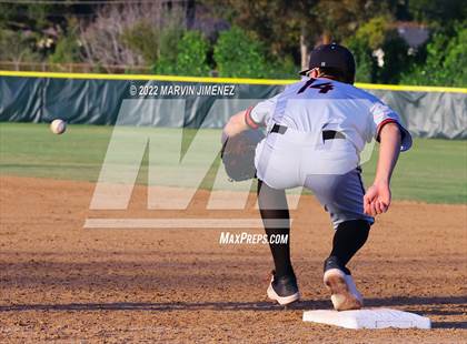Thumbnail 1 in Glendora vs Etiwanda photogallery.