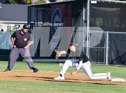 Thumbnail 3 in Glendora vs Etiwanda photogallery.