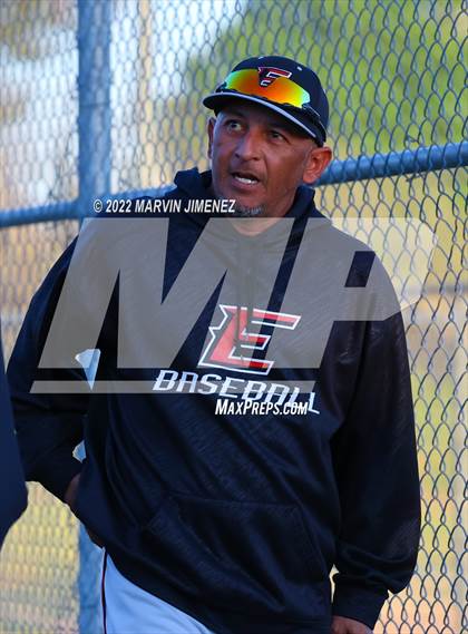 Thumbnail 3 in Glendora vs Etiwanda photogallery.