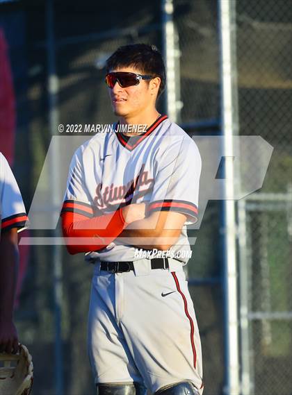 Thumbnail 3 in Glendora vs Etiwanda photogallery.