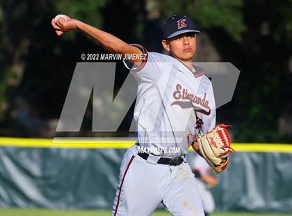 Thumbnail 2 in Glendora vs Etiwanda photogallery.