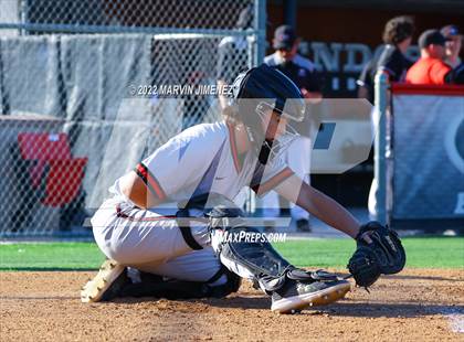 Thumbnail 2 in Glendora vs Etiwanda photogallery.
