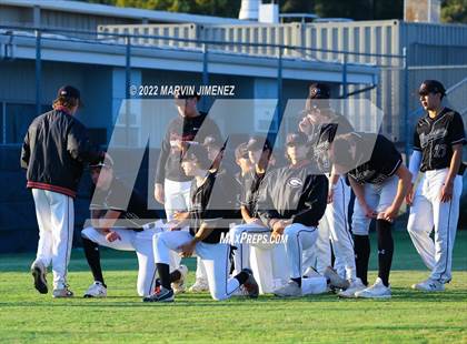 Thumbnail 1 in Glendora vs Etiwanda photogallery.