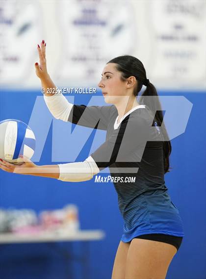 Thumbnail 1 in Bloomfield Hills @ Rochester photogallery.