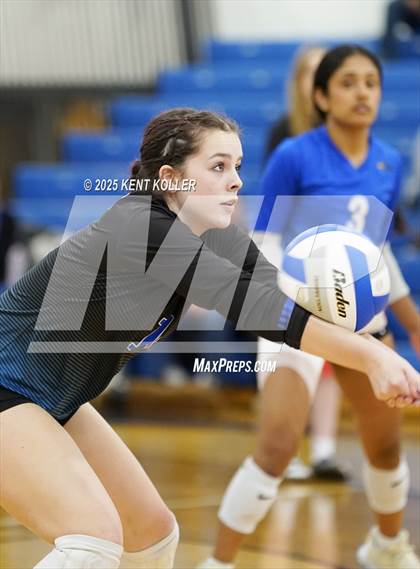 Thumbnail 2 in Bloomfield Hills @ Rochester photogallery.