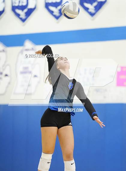 Thumbnail 2 in Bloomfield Hills @ Rochester photogallery.