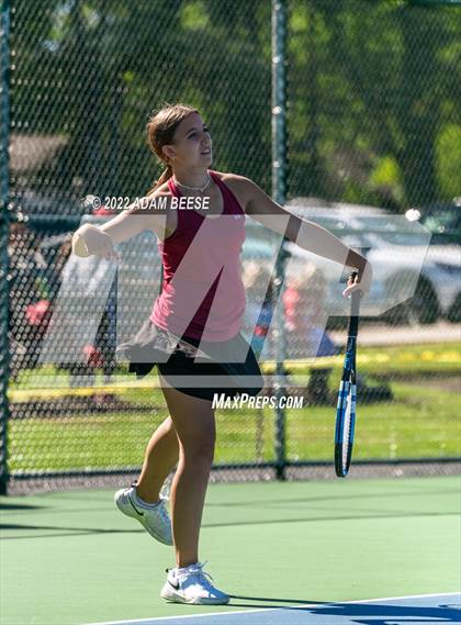 Thumbnail 3 in OHSAA Elyria Division 1 Sectional Round 3 photogallery.