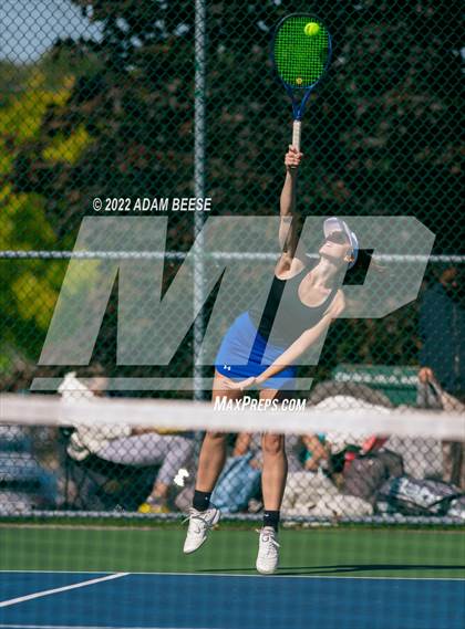 Thumbnail 3 in OHSAA Elyria Division 1 Sectional Round 3 photogallery.