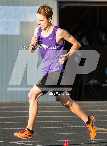 Thumbnail 2 in Southridge @ Sunset (Boys' Track and Shot Put) photogallery.