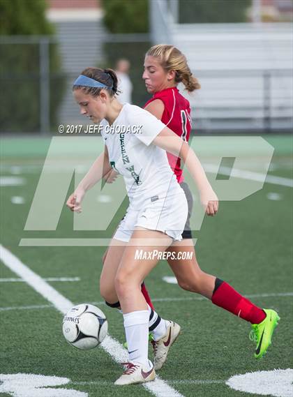 Thumbnail 3 in Masuk @ New Milford photogallery.