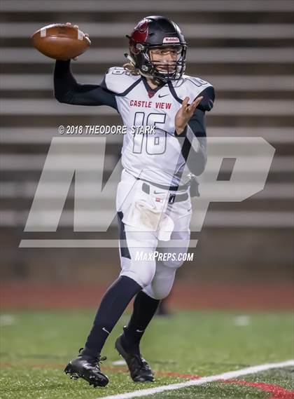 Thumbnail 3 in Cherry Creek vs. Castle View (CHSAA 5A 2nd Round Playoff) photogallery.