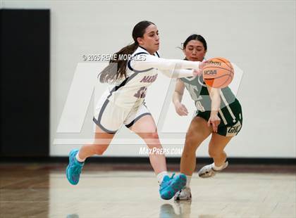 Thumbnail 2 in Granada Hills Charter vs Maranatha photogallery.