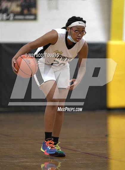 Thumbnail 3 in Cardinal O'Hara vs. St. Mary's photogallery.