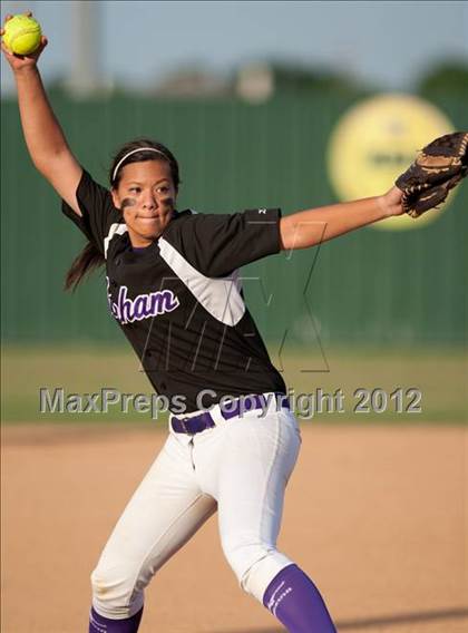 Thumbnail 1 in Bonham vs Lovejoy (3A Region II Area Playoff) photogallery.