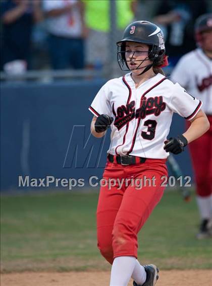 Thumbnail 3 in Bonham vs Lovejoy (3A Region II Area Playoff) photogallery.