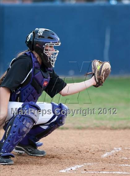 Thumbnail 1 in Bonham vs Lovejoy (3A Region II Area Playoff) photogallery.