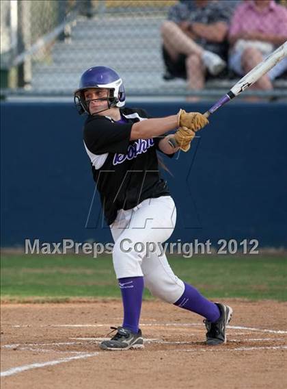 Thumbnail 2 in Bonham vs Lovejoy (3A Region II Area Playoff) photogallery.