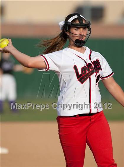 Thumbnail 2 in Bonham vs Lovejoy (3A Region II Area Playoff) photogallery.