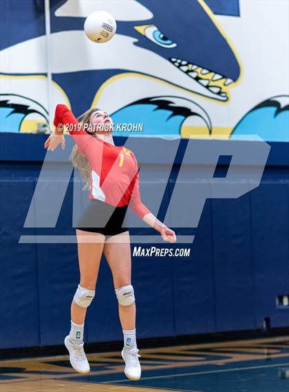 Thumbnail 1 in Issaquah vs. Newport - Bellevue photogallery.