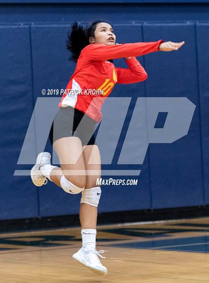 Thumbnail 3 in Issaquah vs. Newport - Bellevue photogallery.