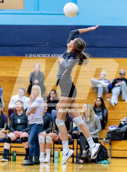 Thumbnail 2 in Issaquah vs. Newport - Bellevue photogallery.