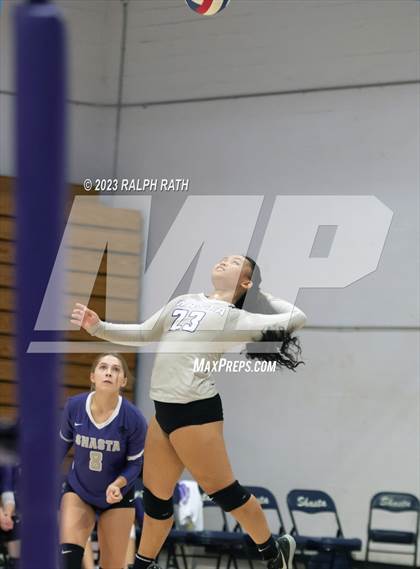 Thumbnail 2 in Orland @ Shasta photogallery.
