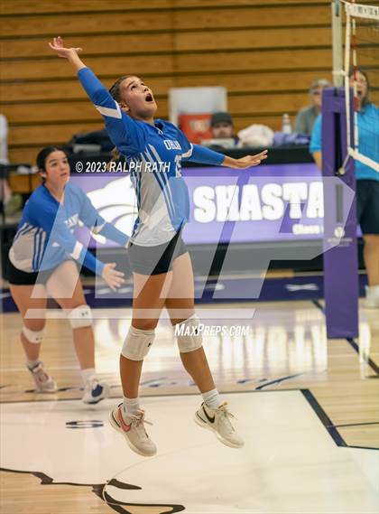 Thumbnail 2 in Orland @ Shasta photogallery.