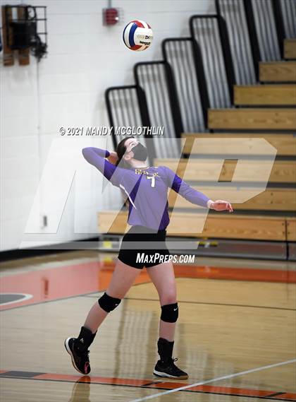 Thumbnail 1 in Farmington @ Illini Bluffs photogallery.