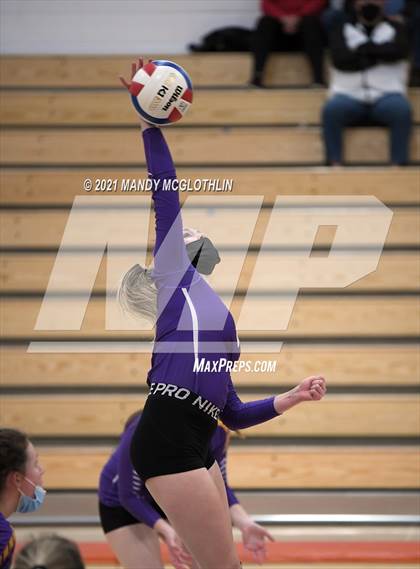 Thumbnail 2 in Farmington @ Illini Bluffs photogallery.