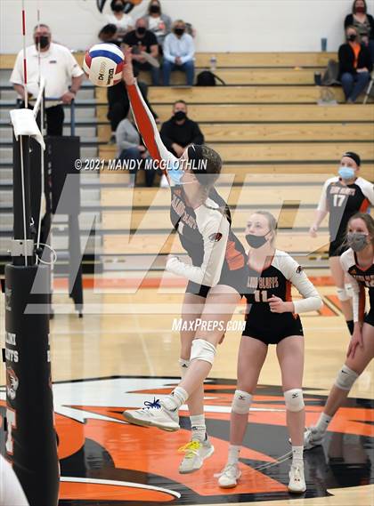 Thumbnail 1 in Farmington @ Illini Bluffs photogallery.