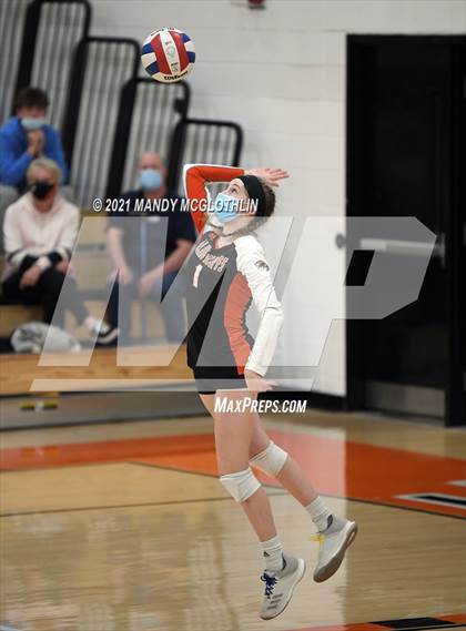 Thumbnail 2 in Farmington @ Illini Bluffs photogallery.