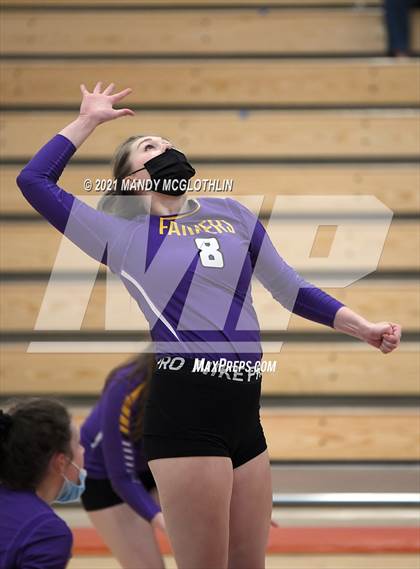 Thumbnail 1 in Farmington @ Illini Bluffs photogallery.
