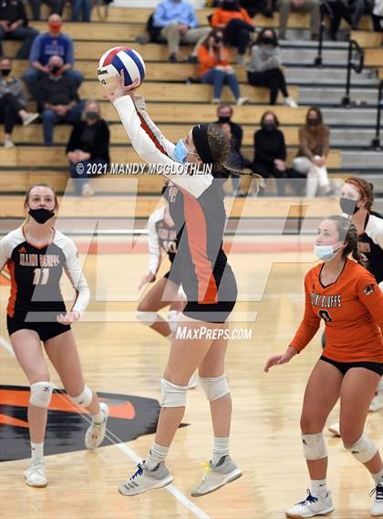 Thumbnail 3 in Farmington @ Illini Bluffs photogallery.