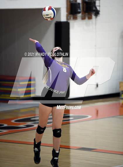 Thumbnail 1 in Farmington @ Illini Bluffs photogallery.