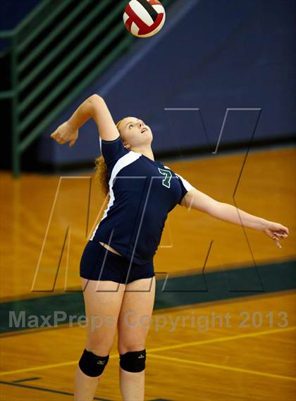 Thumbnail 2 in Creekview vs. Allatoona (Tri-Match) photogallery.