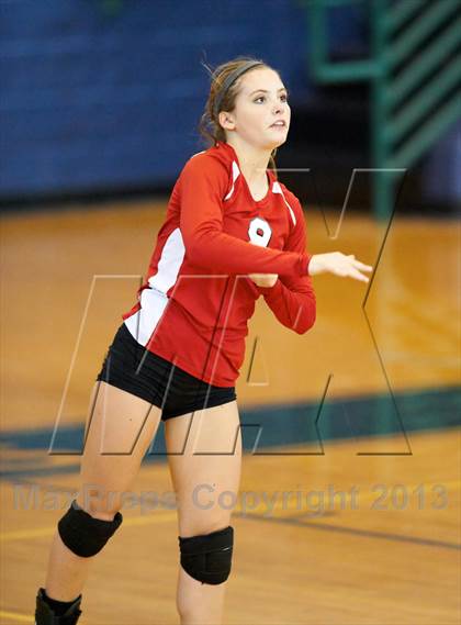 Thumbnail 2 in Creekview vs. Allatoona (Tri-Match) photogallery.