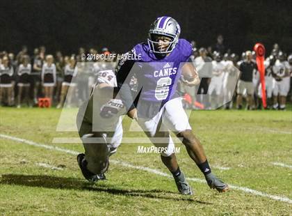 Thumbnail 1 in Porter-Gaud vs. First Baptist School photogallery.