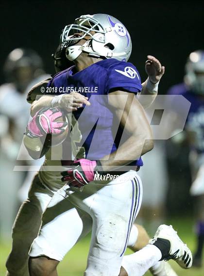 Thumbnail 2 in Porter-Gaud vs. First Baptist School photogallery.