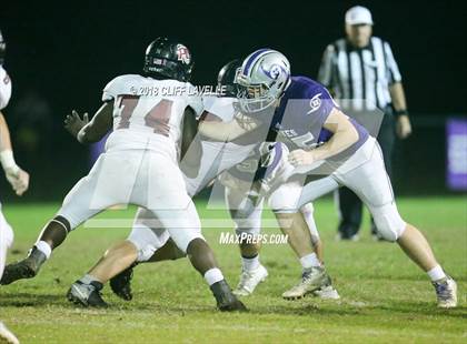 Thumbnail 3 in Porter-Gaud vs. First Baptist School photogallery.