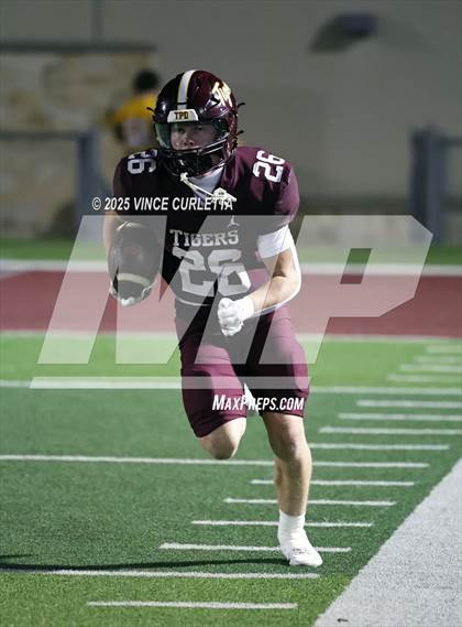 Thumbnail 1 in Vista Ridge @ Dripping Springs (UIL 6A Bi-District Playoff) photogallery.