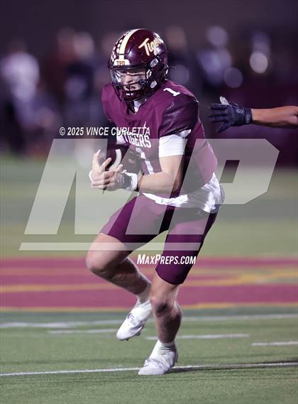 Thumbnail 3 in Vista Ridge @ Dripping Springs (UIL 6A Bi-District Playoff) photogallery.