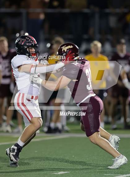 Thumbnail 2 in Vista Ridge @ Dripping Springs (UIL 6A Bi-District Playoff) photogallery.