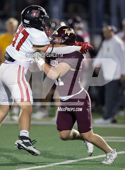 Thumbnail 3 in Vista Ridge @ Dripping Springs (UIL 6A Bi-District Playoff) photogallery.