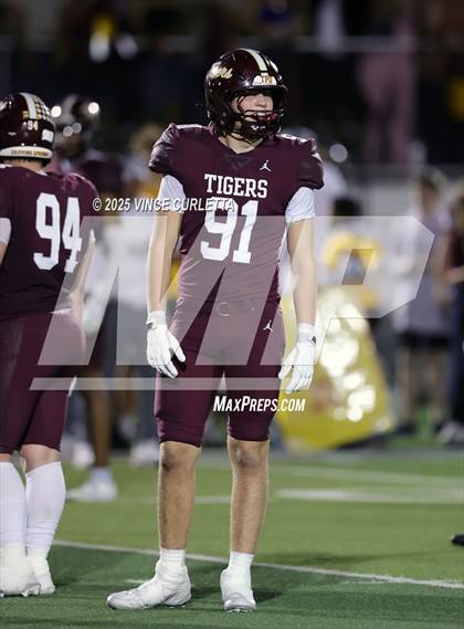 Thumbnail 1 in Vista Ridge @ Dripping Springs (UIL 6A Bi-District Playoff) photogallery.