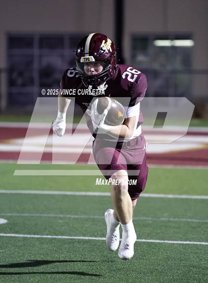 Thumbnail 2 in Vista Ridge @ Dripping Springs (UIL 6A Bi-District Playoff) photogallery.