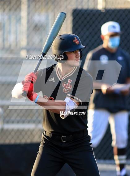 Thumbnail 2 in JSerra Catholic @ St. Francis photogallery.