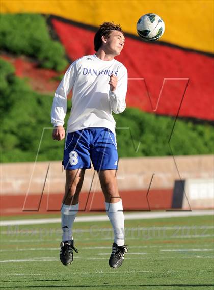Thumbnail 2 in Dana Hills vs Corona Del Mar (Zach Butcher Memorial Tournament) photogallery.