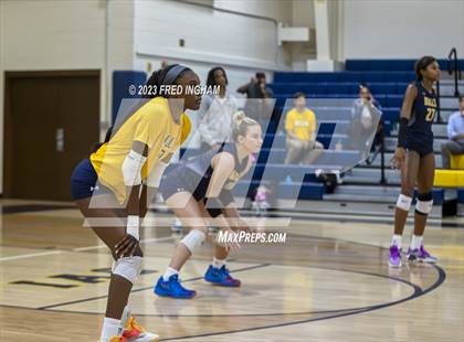 Thumbnail 1 in Episcopal @ Bullis photogallery.